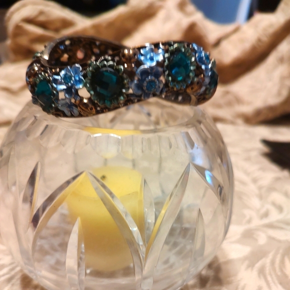 🐦 Charming Teal Green & Baby Blue Wave Floral Stone Cuff Bracelet - Picture 13 of 13